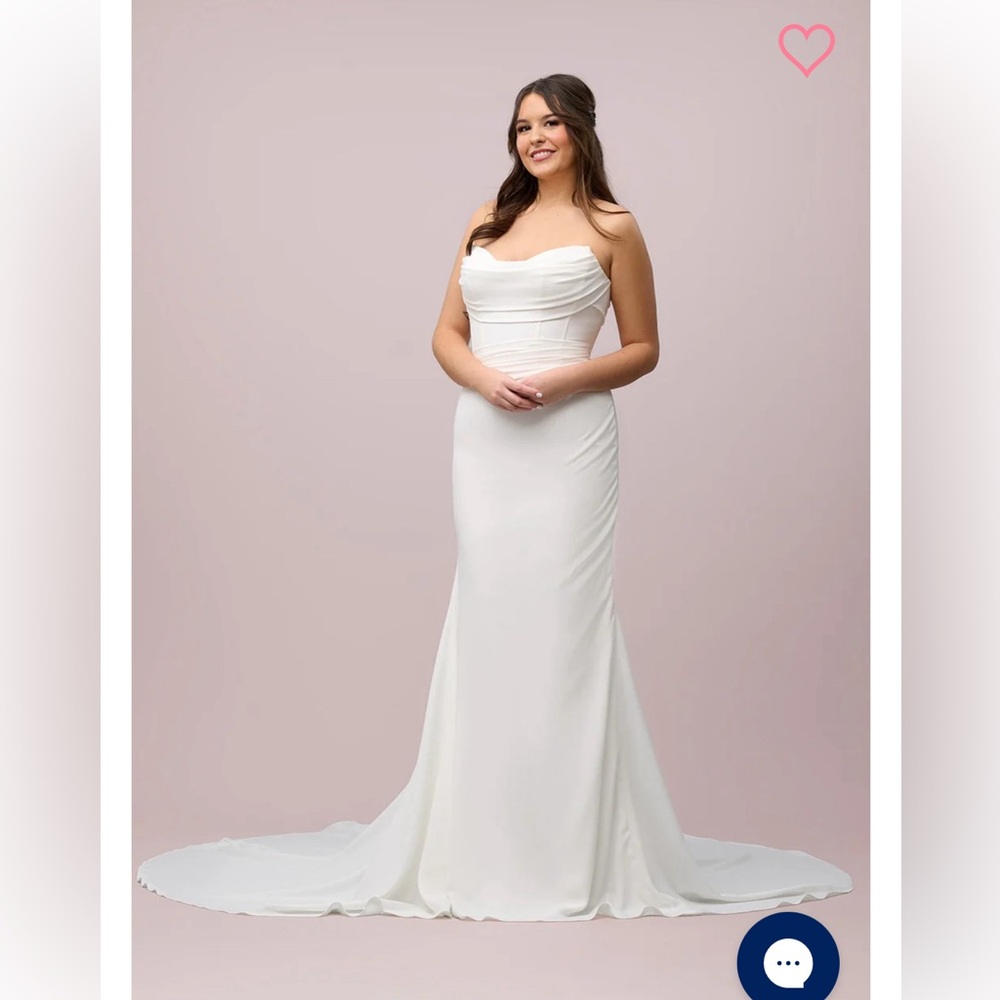 Strapless White Wedding Dress with Train